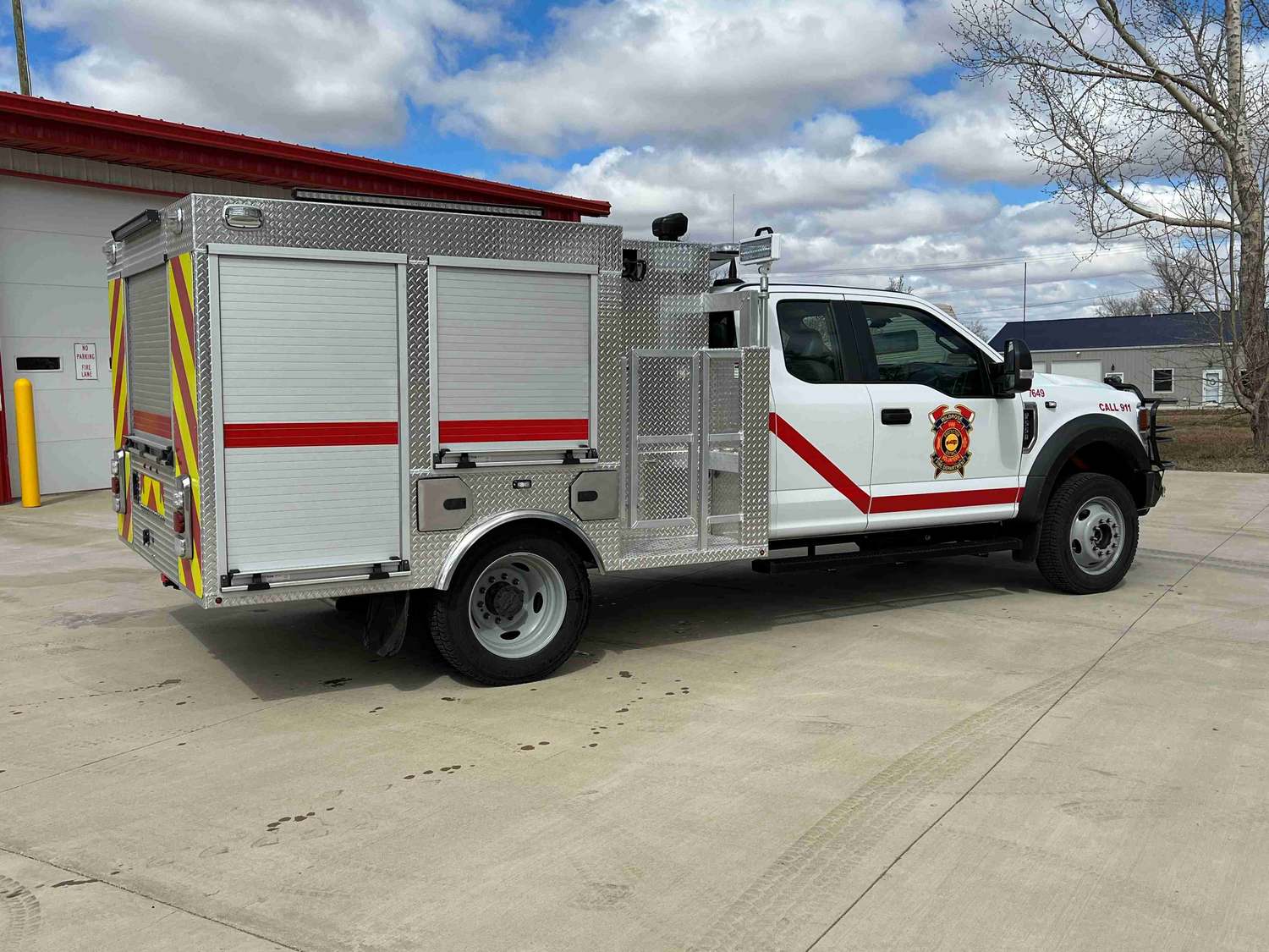 Wildrose Volunteer Fire Dept truck by Midwest Design